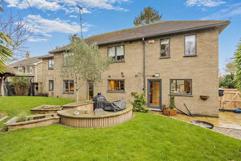 4 bedroom character property for sale, Peterborough Road, Wansford, Peterborough