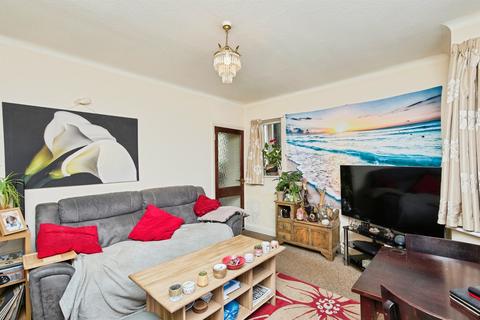 2 bedroom semi-detached house for sale, Radcliffe Drive, Derby