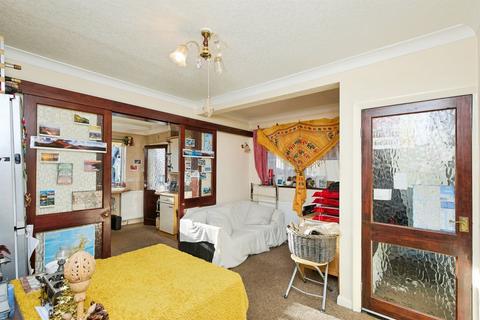 2 bedroom semi-detached house for sale, Radcliffe Drive, Derby
