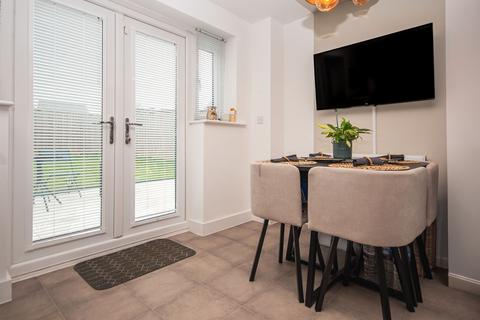 3 bedroom semi-detached house for sale, Regents Place, Corby