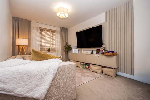 3 bedroom semi-detached house for sale, Regents Place, Corby