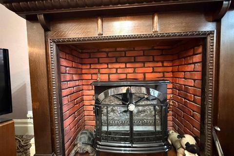 4 bedroom semi-detached house for sale, Belgrave Road, Manchester