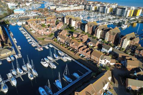 Antigua Close, Eastbourne