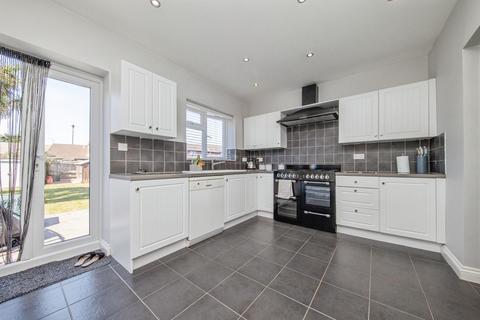 4 bedroom semi-detached house for sale, Park Road, Clacton-On-Sea