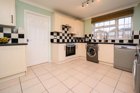 4 bedroom detached house for sale, Moorfield Road, Rothwell, Kettering