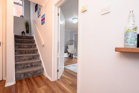 4 bedroom detached house for sale, Moorfield Road, Rothwell, Kettering