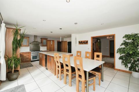 5 bedroom detached house for sale, Gull Road, Guyhirn, Wisbech