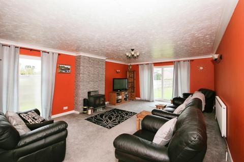 3 bedroom detached bungalow for sale, Selwyn Corner, Guyhirn, Wisbech