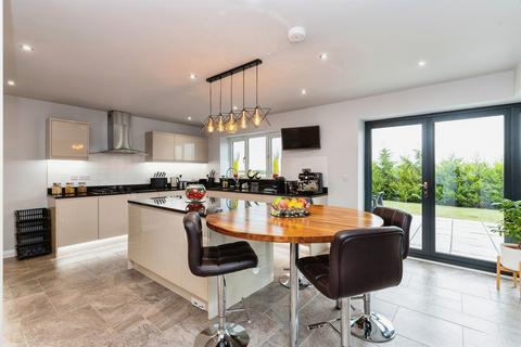 5 bedroom detached house for sale, May Meadows, Doddington, March