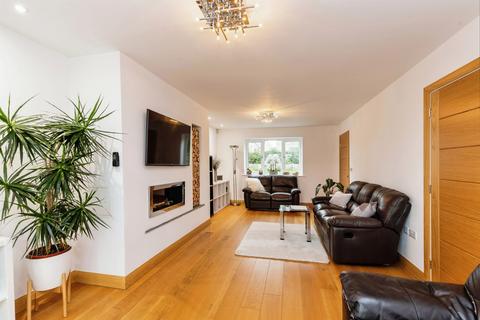 5 bedroom detached house for sale, May Meadows, Doddington, March