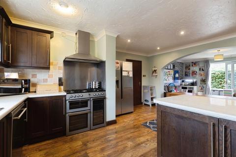 4 bedroom detached house for sale, New Drove, Wisbech