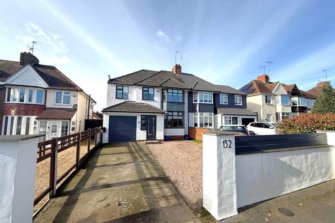 4 bedroom semi-detached house for sale, Stourport Road, Kidderminster, DY11