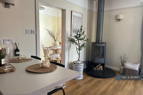 undefined, Stableyard Cottages, Didlington, IP26
