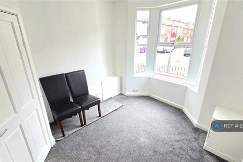 3 bedroom end of terrace house to rent, September Road, Liverpool, L6