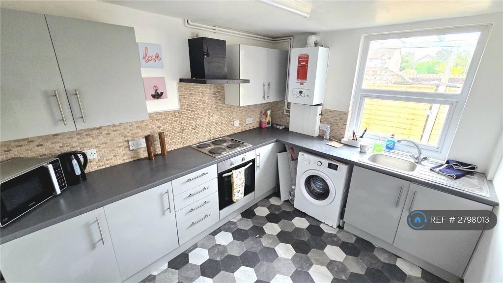 Fitted Kitchen