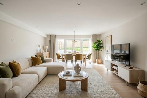 4 bedroom semi-detached house for sale, Whitehill Lane, Gravesend DA12