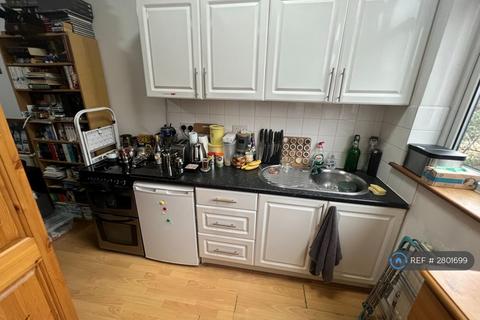 undefined, Arthur Road, London, N7