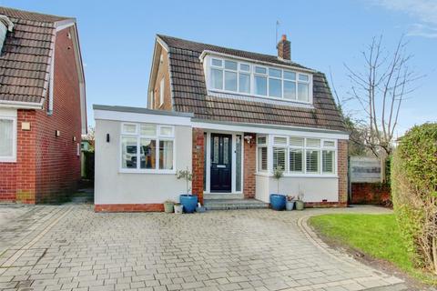 4 bedroom detached house for sale, Aspen Close, Gilesgate, Durham, DH1