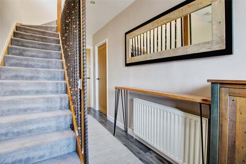 4 bedroom detached house for sale, Aspen Close, Gilesgate, Durham, DH1