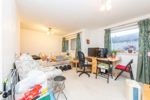 2 bedroom flat for sale, Rannoch Grove, Edinburgh EH4
