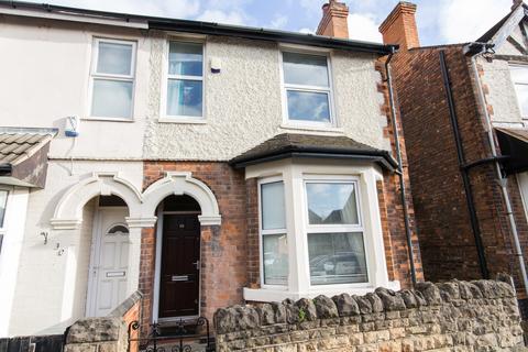 4 bedroom terraced house to rent, Faraday Road, Nottingham NG7