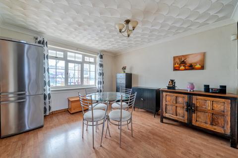4 bedroom detached house for sale, Roundway, Hampshire PO7