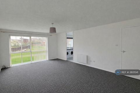 2 bedroom flat to rent, Crocus Way, Chelmsford, CM1