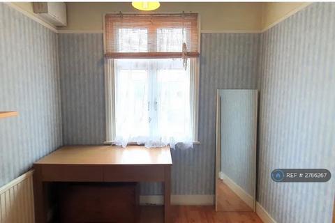 undefined, Helen Avenue, Feltham, TW14