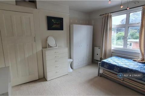 undefined, Helen Avenue, Feltham, TW14