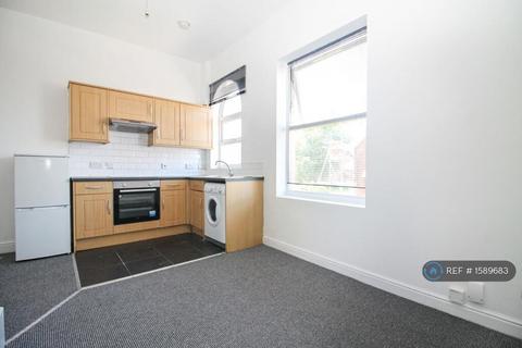 1 bedroom flat to rent, Hall Lane, Leeds, LS12