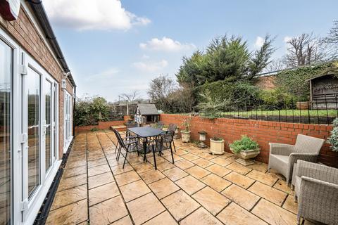 2 bedroom bungalow for sale, Embry Way, Stanmore, Middlesex