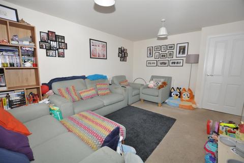 3 bedroom semi-detached house for sale, Galloway Road, Burton-On-Trent DE15