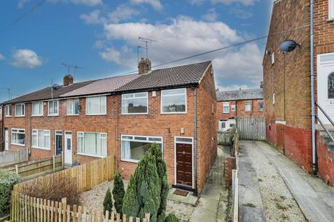 Springfield Gardens, Horsforth, Leeds, West Yorkshire, LS18
