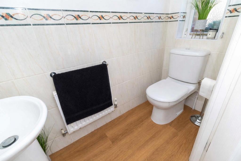 Ground Floor WC.png