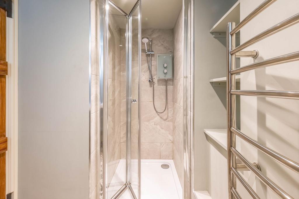 En suite shower room