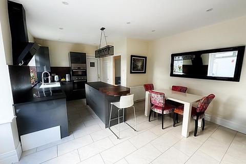 3 bedroom semi-detached house for sale, Woodhead Road, Walkergate, Newcastle Upon Tyne