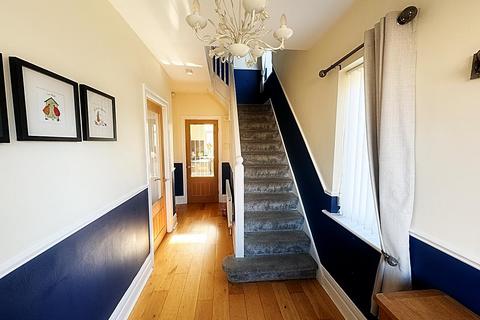 3 bedroom semi-detached house for sale, Woodhead Road, Walkergate, Newcastle Upon Tyne