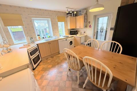 3 bedroom semi-detached house for sale, Spring Hall Lane, Halifax HX1