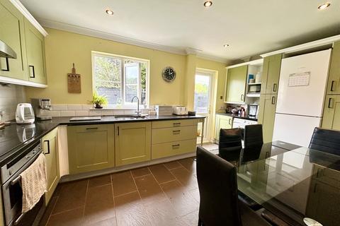 4 bedroom detached house for sale, Chapel Lane, Chatteris