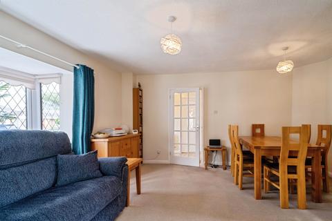 2 bedroom detached bungalow for sale, Petts Close, Wisbech