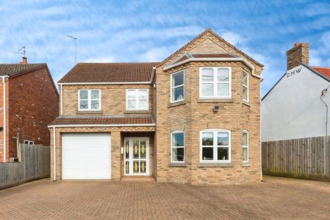 undefined, Nene Parade, March