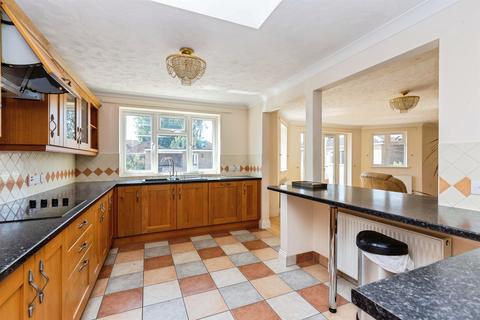 3 bedroom detached house for sale, Elwyndene Road, March