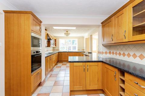 3 bedroom detached house for sale, Elwyndene Road, March