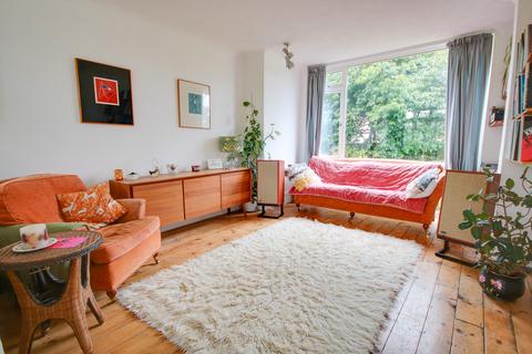 2 bedroom detached house for sale, THORNHILL PARK! DUAL ASPECTS THROUGHOUT! STUNNING KITCHEN!