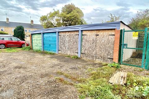 undefined, Riverbank Close, March