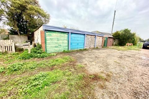 undefined, Riverbank Close, March