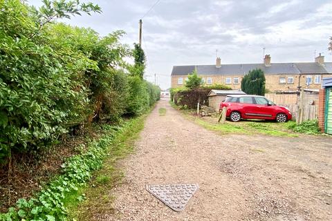 undefined, Riverbank Close, March
