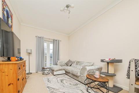 2 bedroom flat for sale, Breydon Way, Ipswich