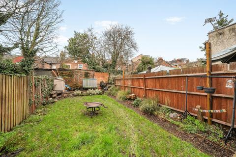2 bedroom apartment for sale, Handsworth Road, London