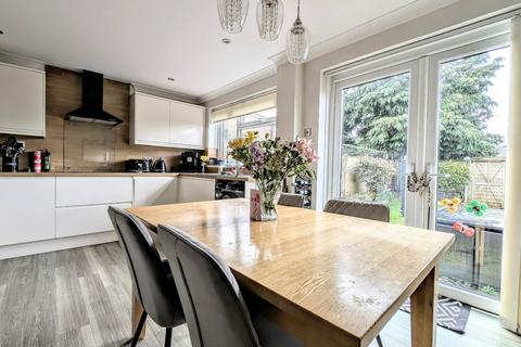 4 bedroom terraced house for sale, Birch Grove, Bordon GU35